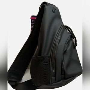 Duchamp Black Sling Bag